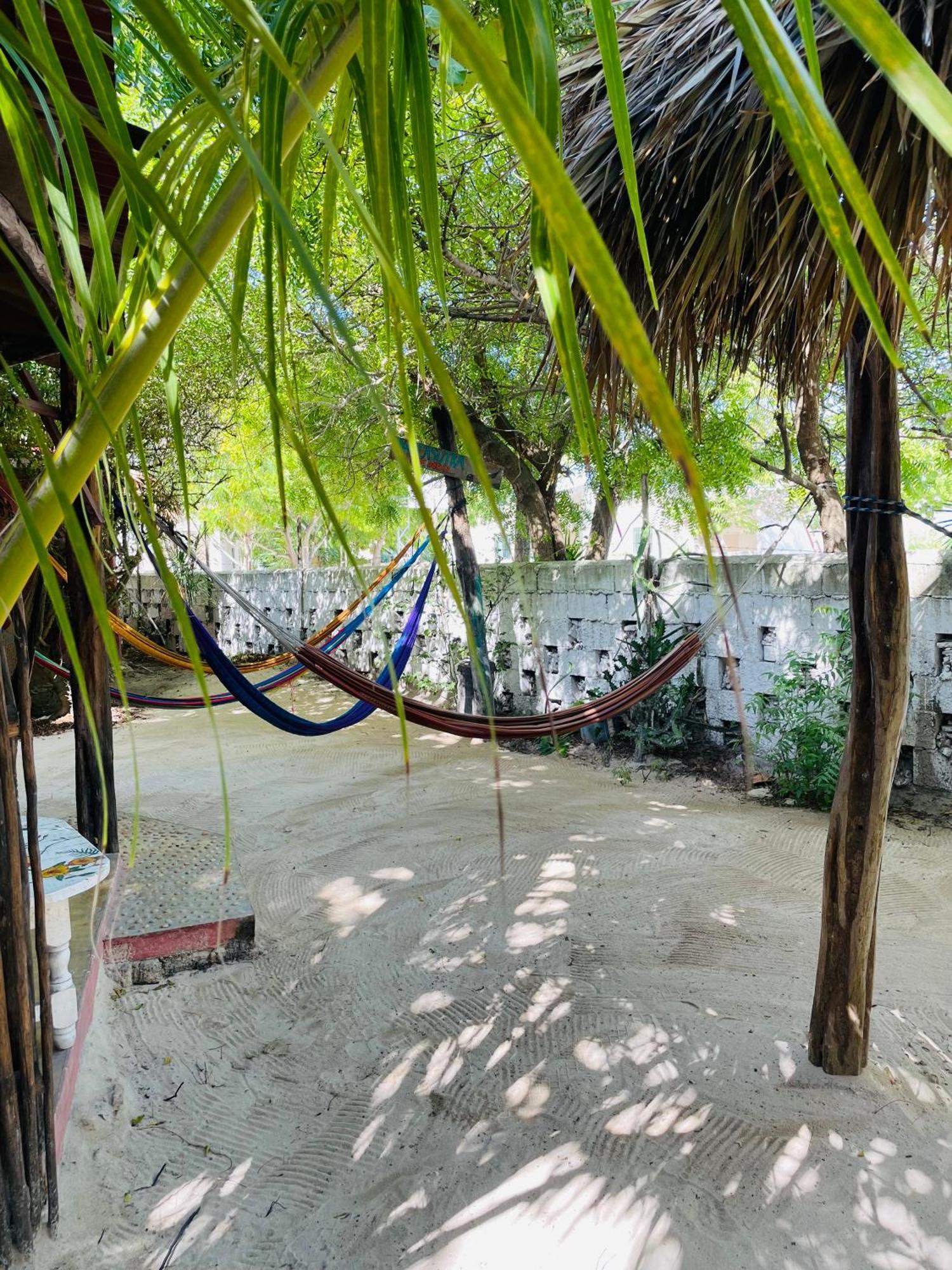 Casa Jade Ecobungalows Las Coloradas Yuluc Екстер'єр фото